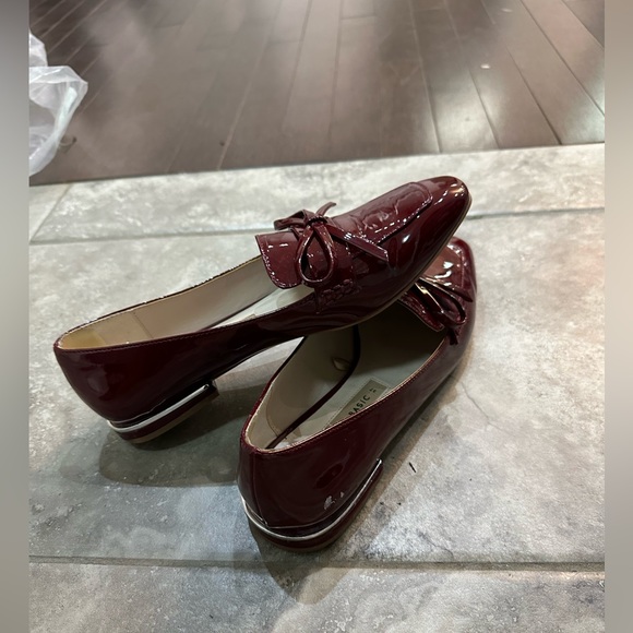 Zara patent leather loafers in size 37 - Picture 1 of 3